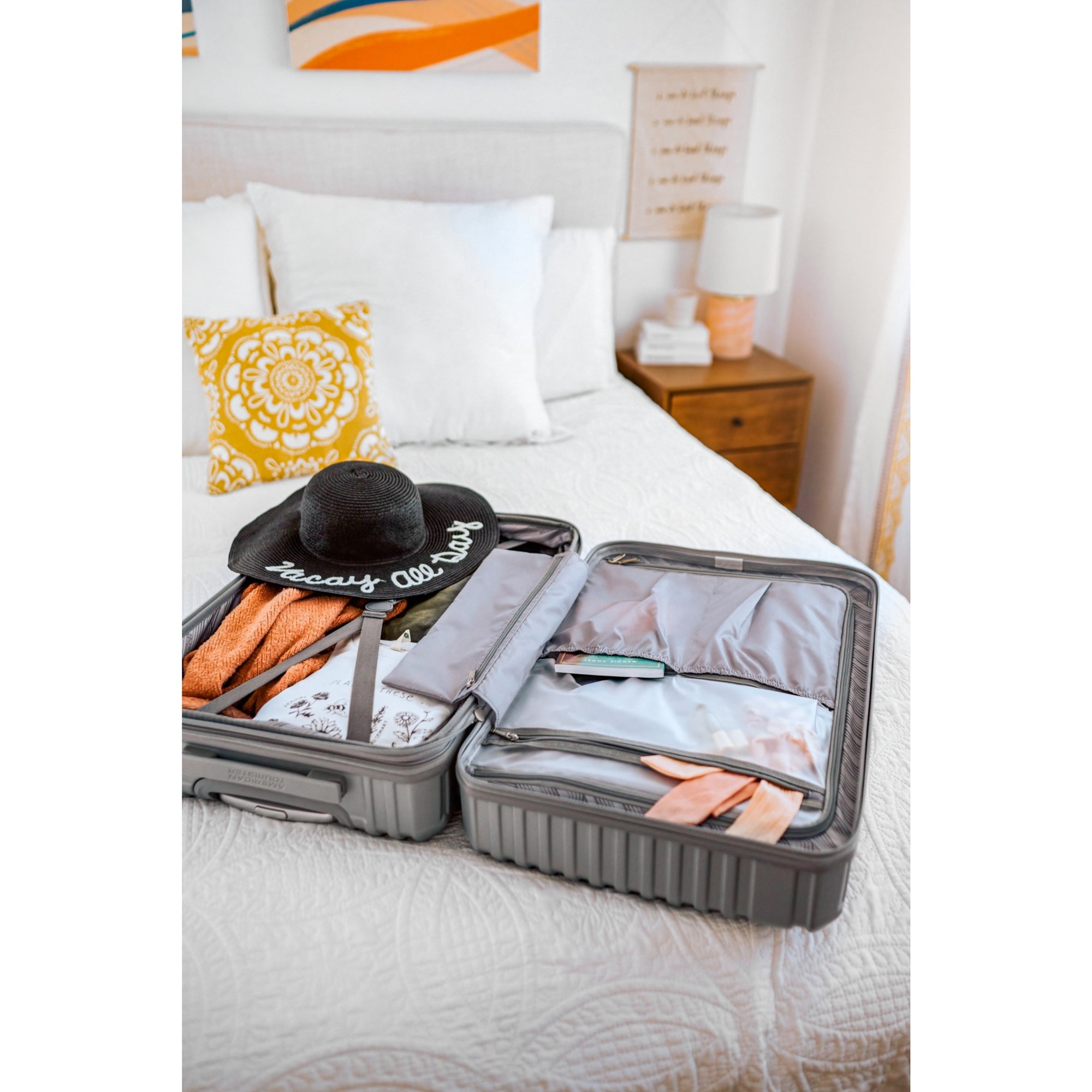 American Color Spin 2.0 2Pc Hardside Spinner Luggage Set, Silver (Open Box) - VMInnovations