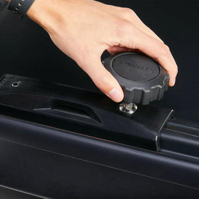 Yakima Rooftop Cargo Box Low Profile Hard Roof Storage Carrier (Damaged) - VMInnovations