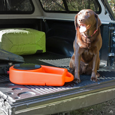 Dakota 283 Dine N Dash Large Pets Feeding and Watering System with Lid, Orange - VMInnovations