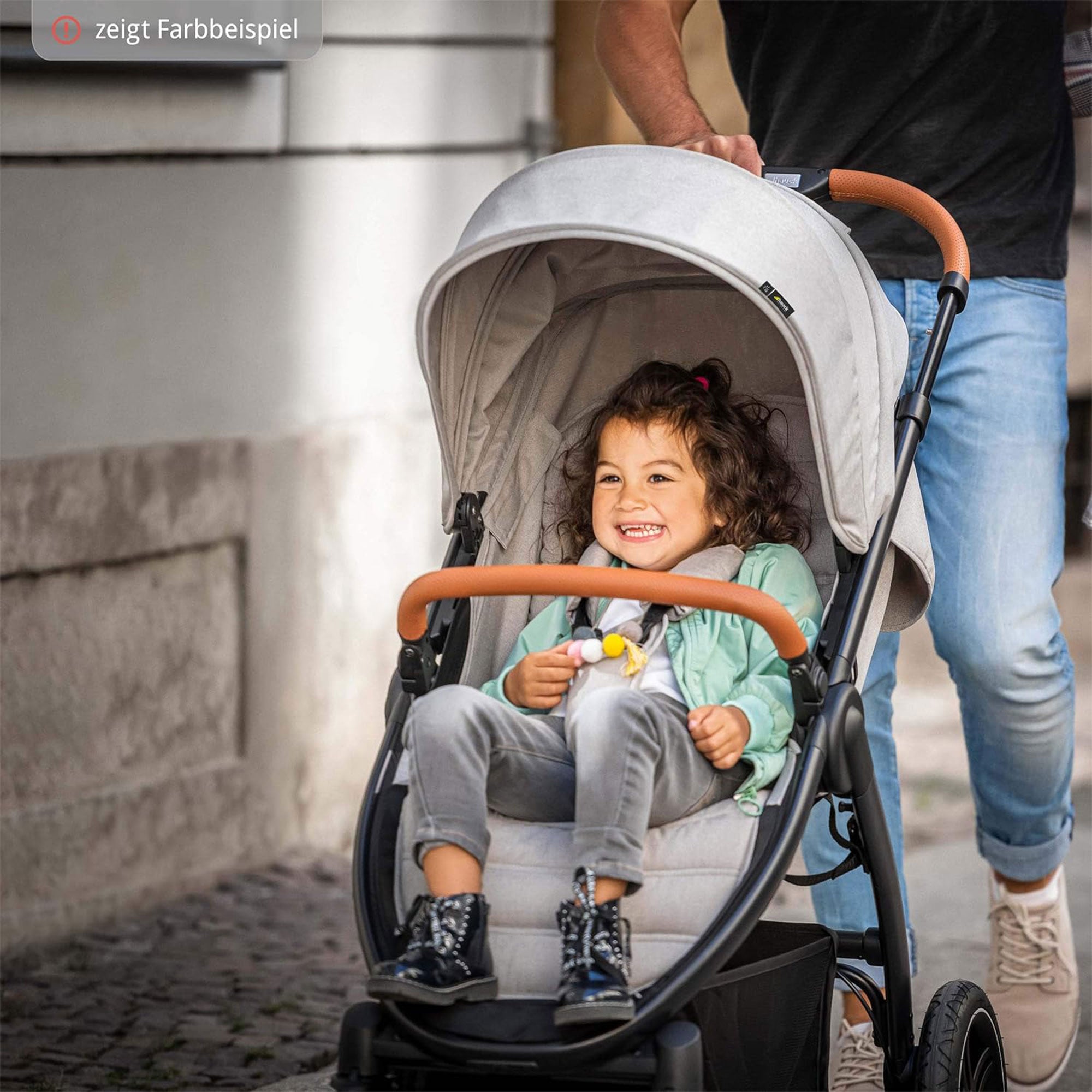 hauck Uptown Deluxe Folding Stroller w/Cup Holder and Canopy,Beige (Open Box) - VMInnovations