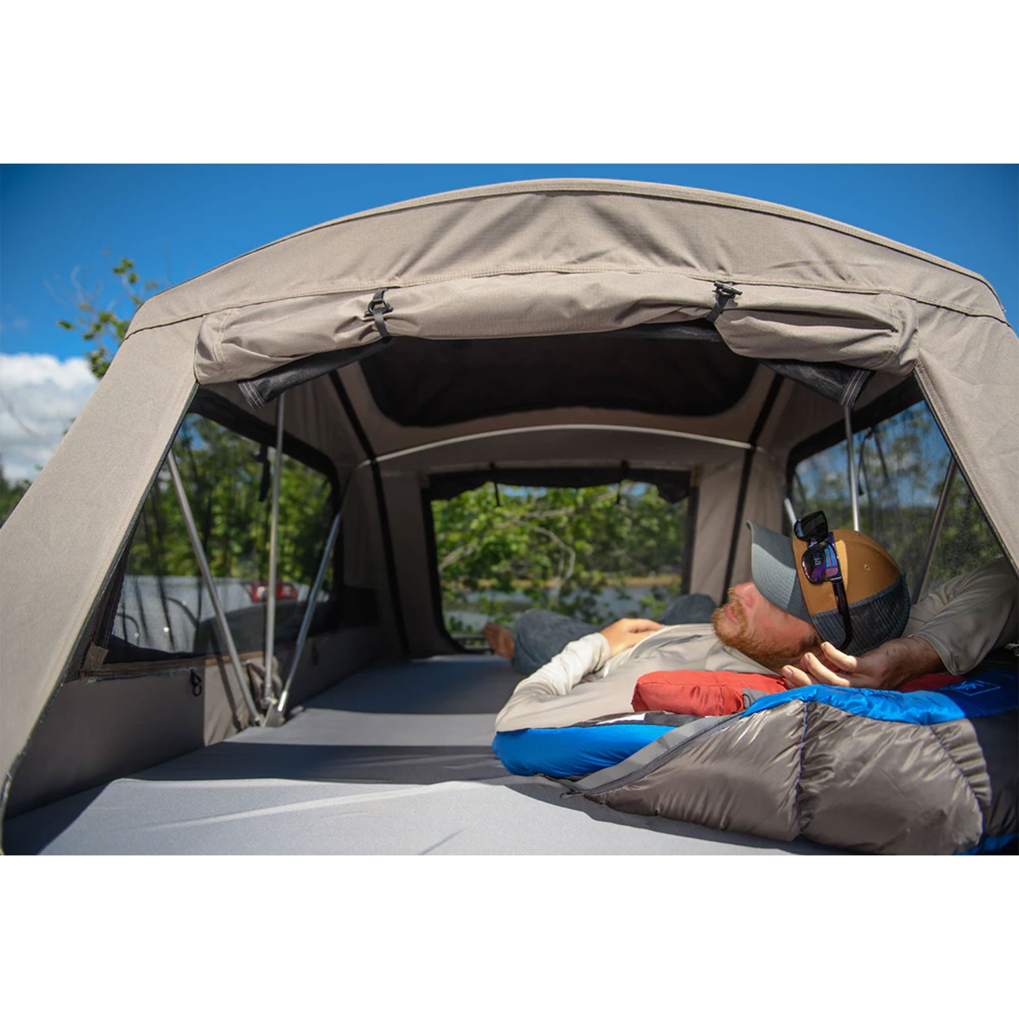 Yakima SkyRise HD Heavy Duty 4 Season Rooftop Tent for 2 People, Tan (Open Box) - VMInnovations