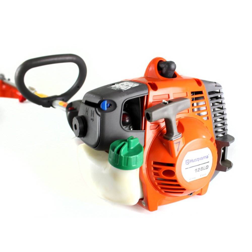 HUSQVARNA 128LD 28cc 2 Stroke Gas Powered Line Grass Lawn Trimmer (Open Box)