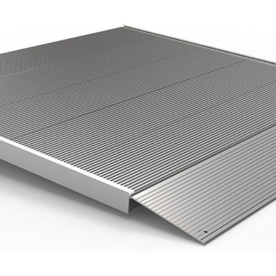 EZ-ACCESS TRANSITIONS 36” Self Supporting Aluminum Angled Entry Ramp (Open Box) - VMInnovations