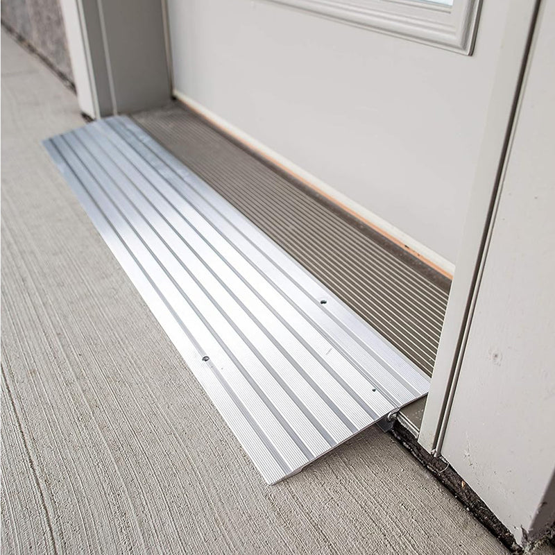 EZ-ACCESS TRANSITIONS 1” Portable Self Supporting Aluminum Entry Ramp (Open Box)