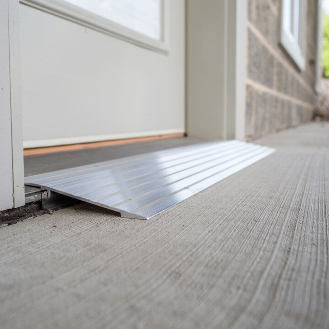EZ-ACCESS TRANSITIONS 1” Portable Self Supporting Aluminum Modular Ramp (Used) - VMInnovations