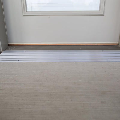 EZ-ACCESS TRANSITIONS 1” Portable Self Supporting Aluminum Entry Ramp (Open Box) - VMInnovations