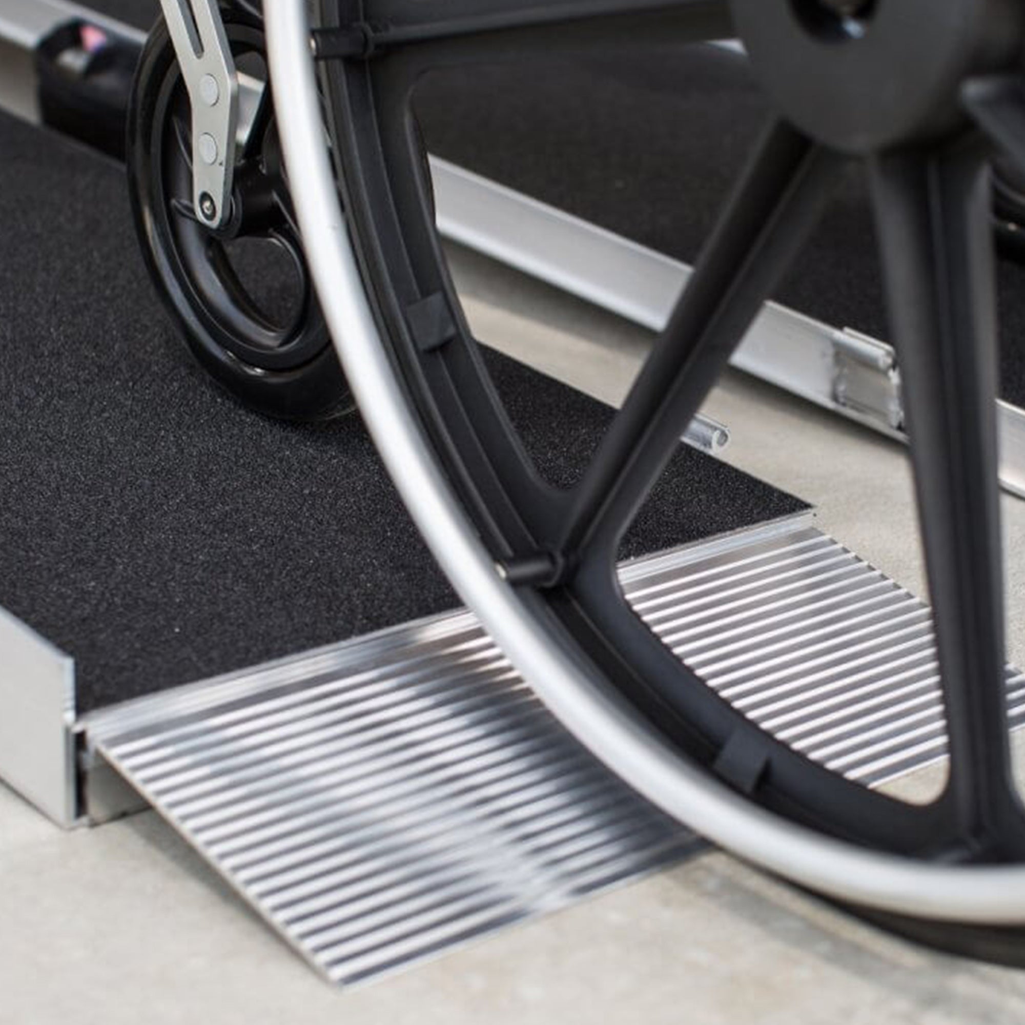 EZ-Access 6ft Suitcase Portable Ramp w/Surface That Resists Slips (Open Box) - VMInnovations