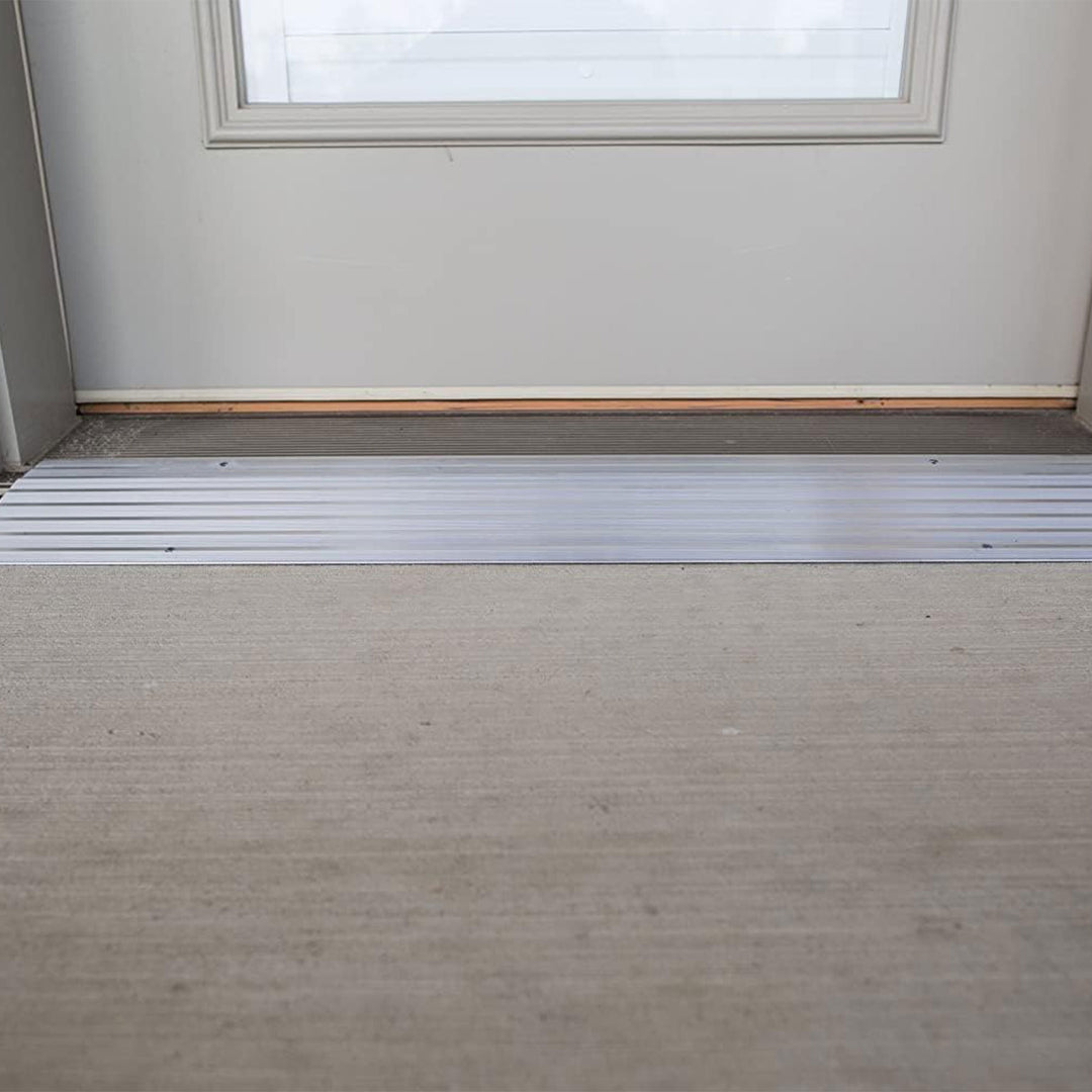 EZ-ACCESS TRANSITIONS 1.5” Portable Self Supporting Aluminum Entry Ramp (Used) - VMInnovations