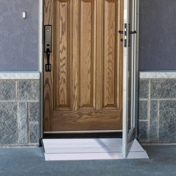 EZ-ACCESS TRANSITIONS 24” Portable Supporting Aluminum Angled Entry Ramp (Used) - VMInnovations