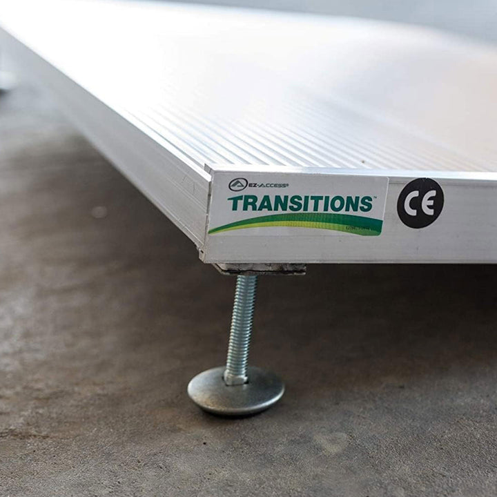 EZ-ACCESS TRANSITIONS 24” Self Supporting Aluminum Angled Entry Ramp (Open Box)