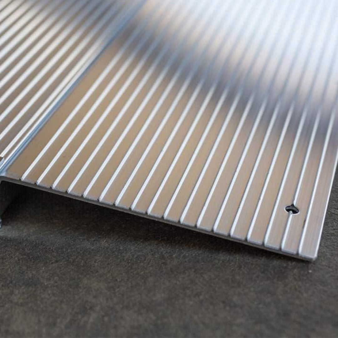 EZ-ACCESS TRANSITIONS 12” Portable Aluminum Angled Entry Ramp (Open Box)