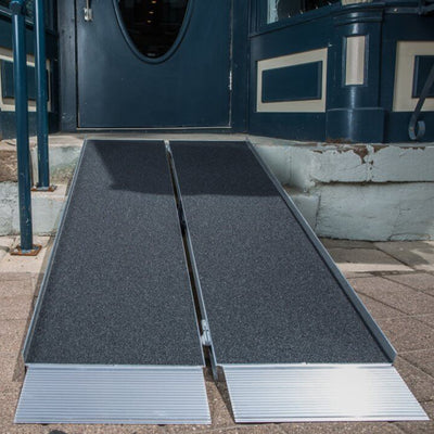 EZ-ACCESS 2ft Suitcase Singlefold Ramp w/Surface That Resists Slips (Used) - VMInnovations