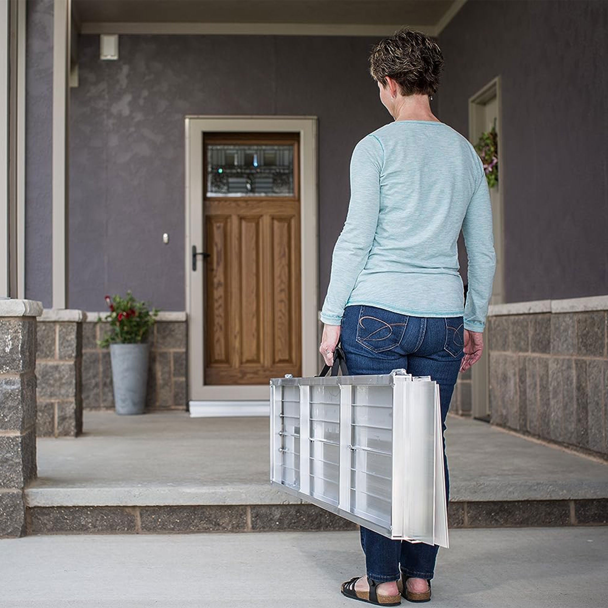 EZ-ACCESS SUITCASE 8’ x 30" Portable Singlefold Ramp for Minivans & SUVs (Used) - VMInnovations