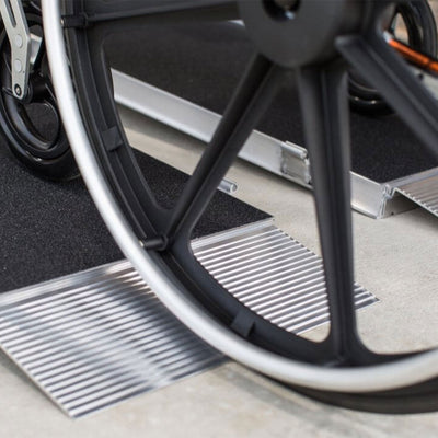 EZ-ACCESS 4 Foot Suitcase Singlefold Portable Ramp w/ Resists Slips (Open Box) - VMInnovations