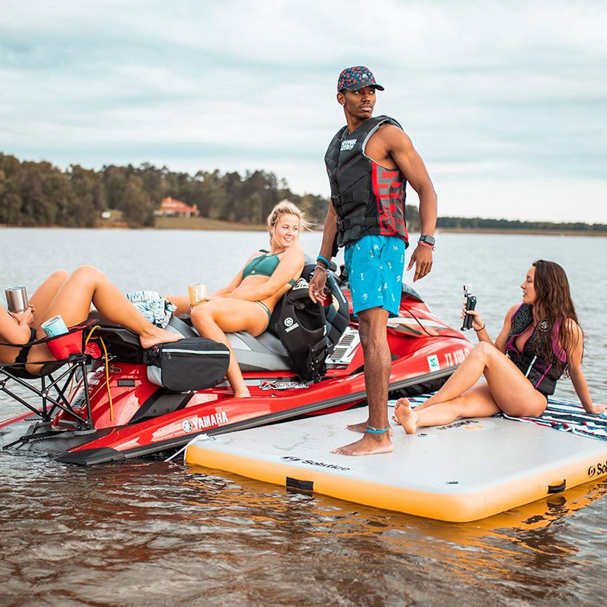Solstice 10'x8' Inflatable Floating Dock Rafting Platform w/Pump & Bag(Open Box) - VMInnovations