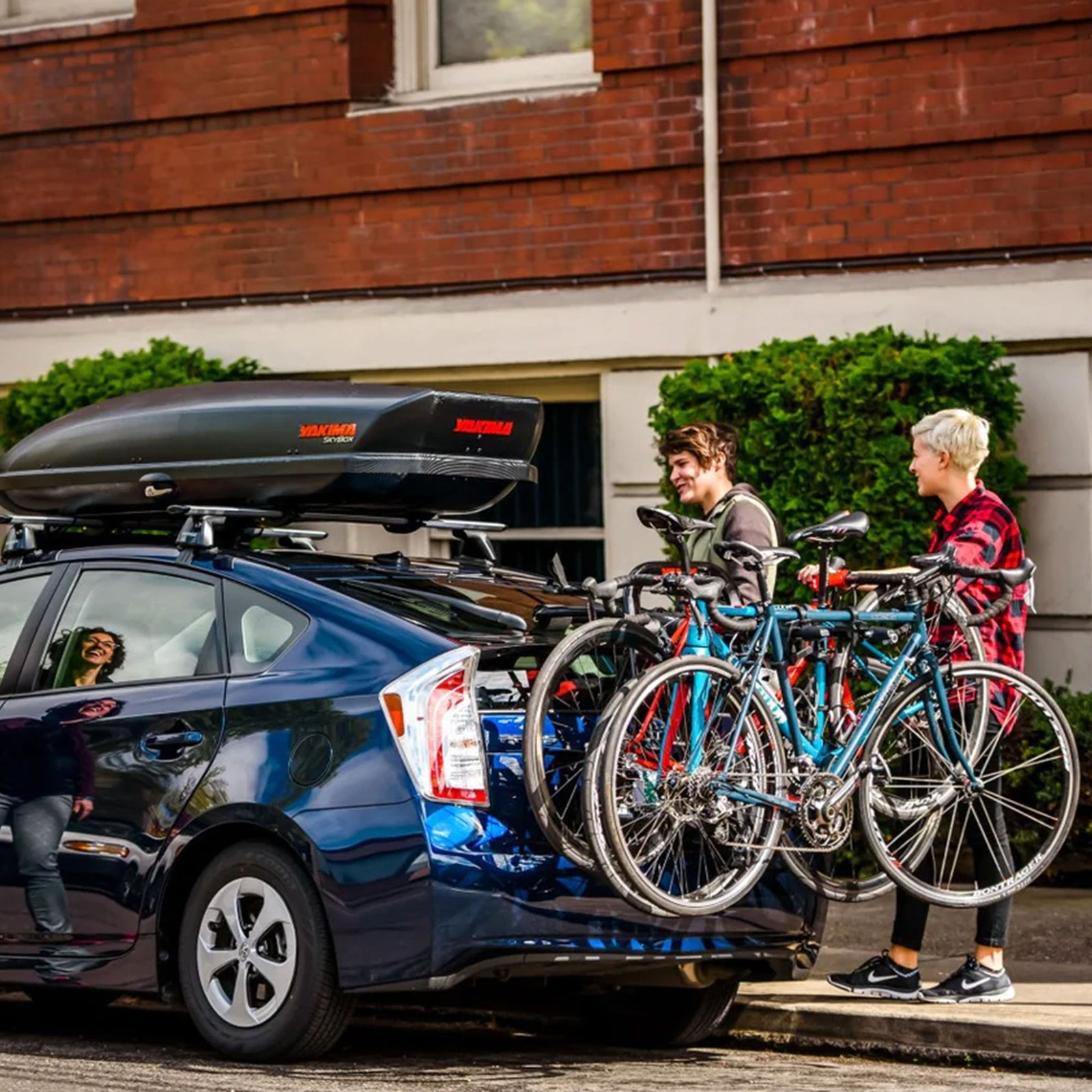 Yakima FullBack 3 Bike Capacity Trunk Bike Strap Rack w/ ZipStrips, Black (Used) - VMInnovations