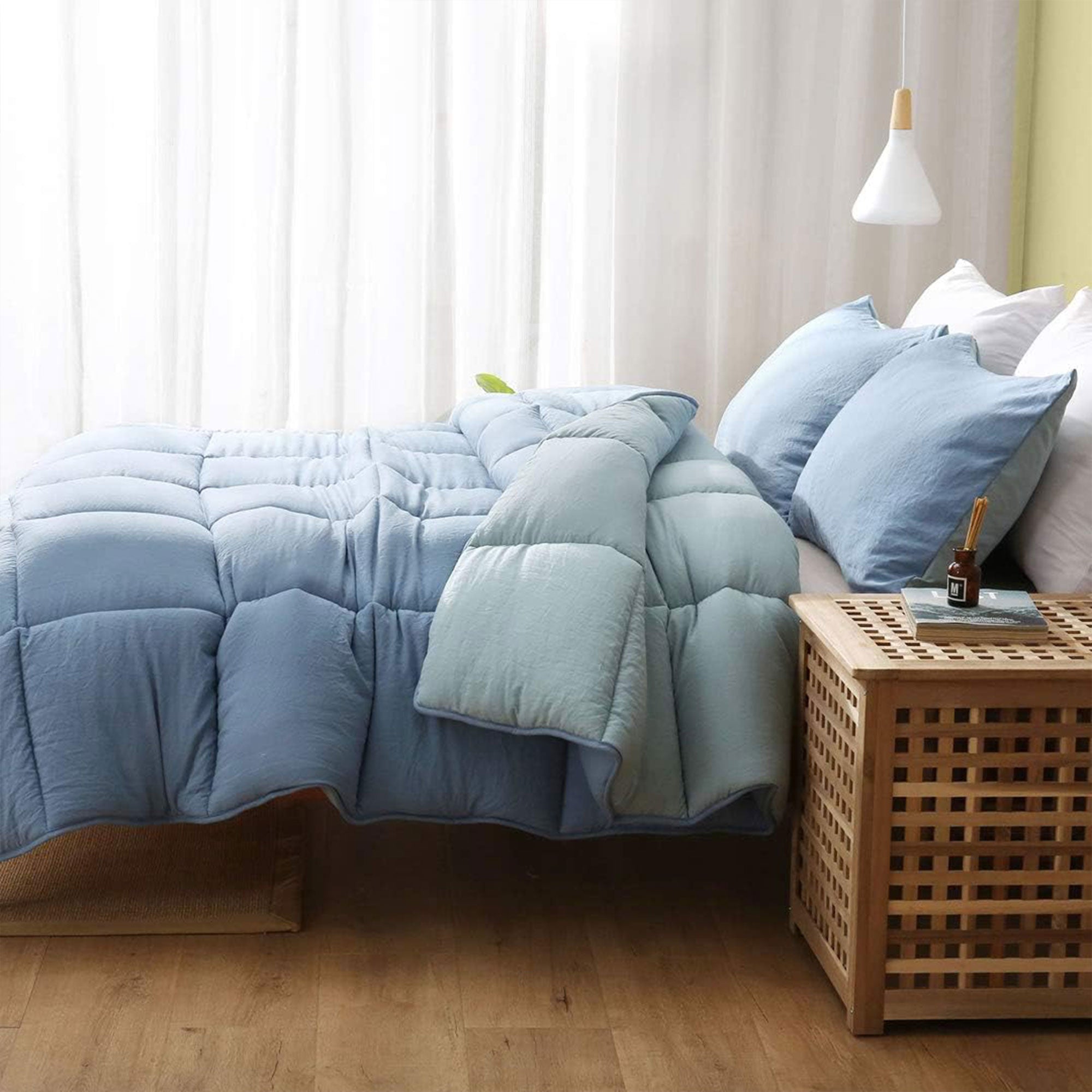 APSMILE Reversible All Season Down Full Queen Comforter, Light Blue (Open Box) - VMInnovations