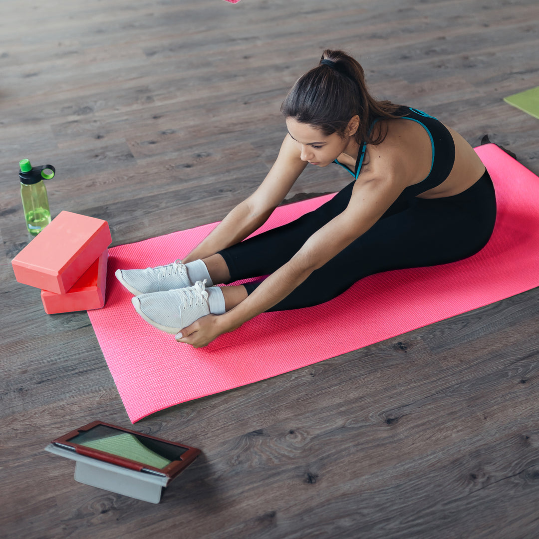 BalanceFrom Fitness 7pc Yoga Set with Mat, Stretch Strap & Knee Pad, Pink (Used)