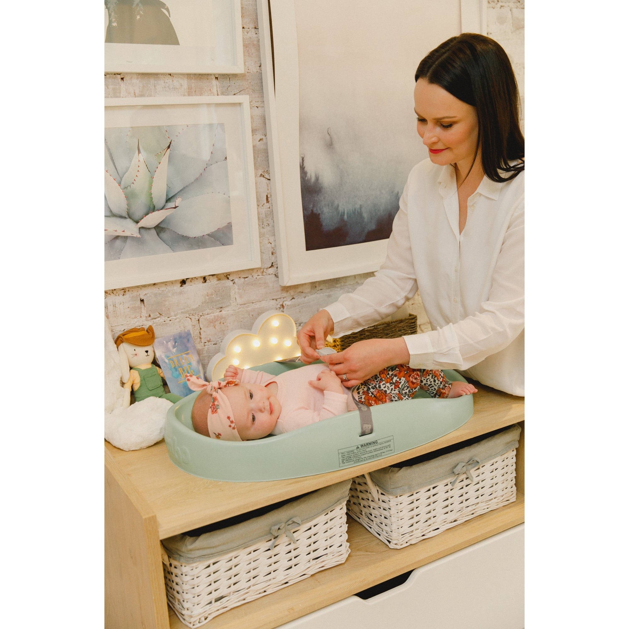 Bumbo Diaper Changing Pad, Ergonomic Baby Changing Mat with Safety Belt, Hemlock - VMInnovations
