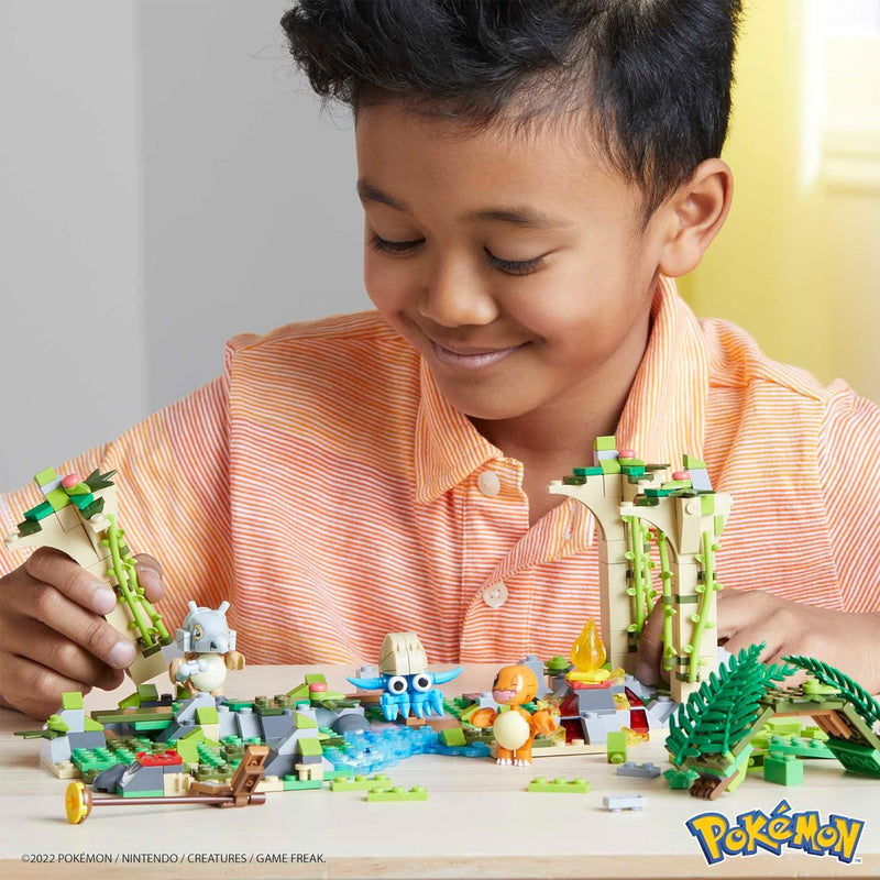 Mattel 1362 Piece Pokemon Building Jungle Voyage Toy Kit with 4 Action Figures