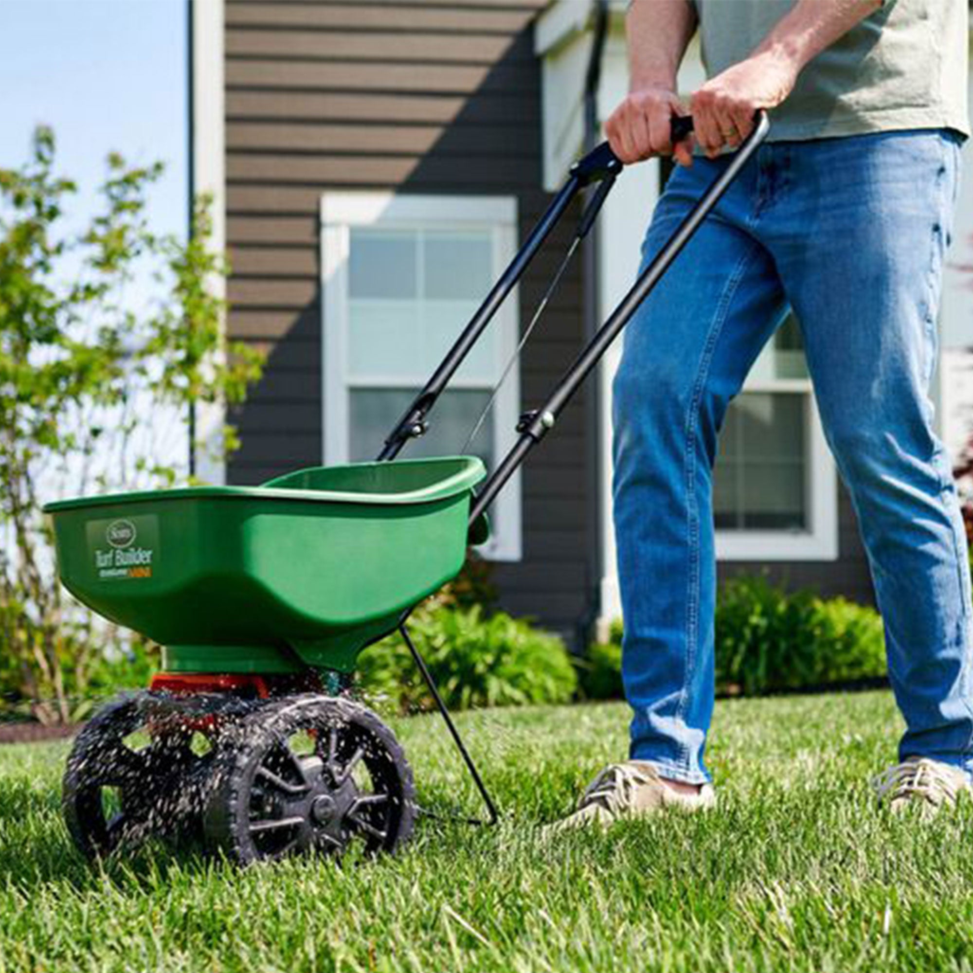 Scotts Step 1 for Seeding Starter Lawn Food w/Weed Preventer Covers 5000 Sq. Ft.