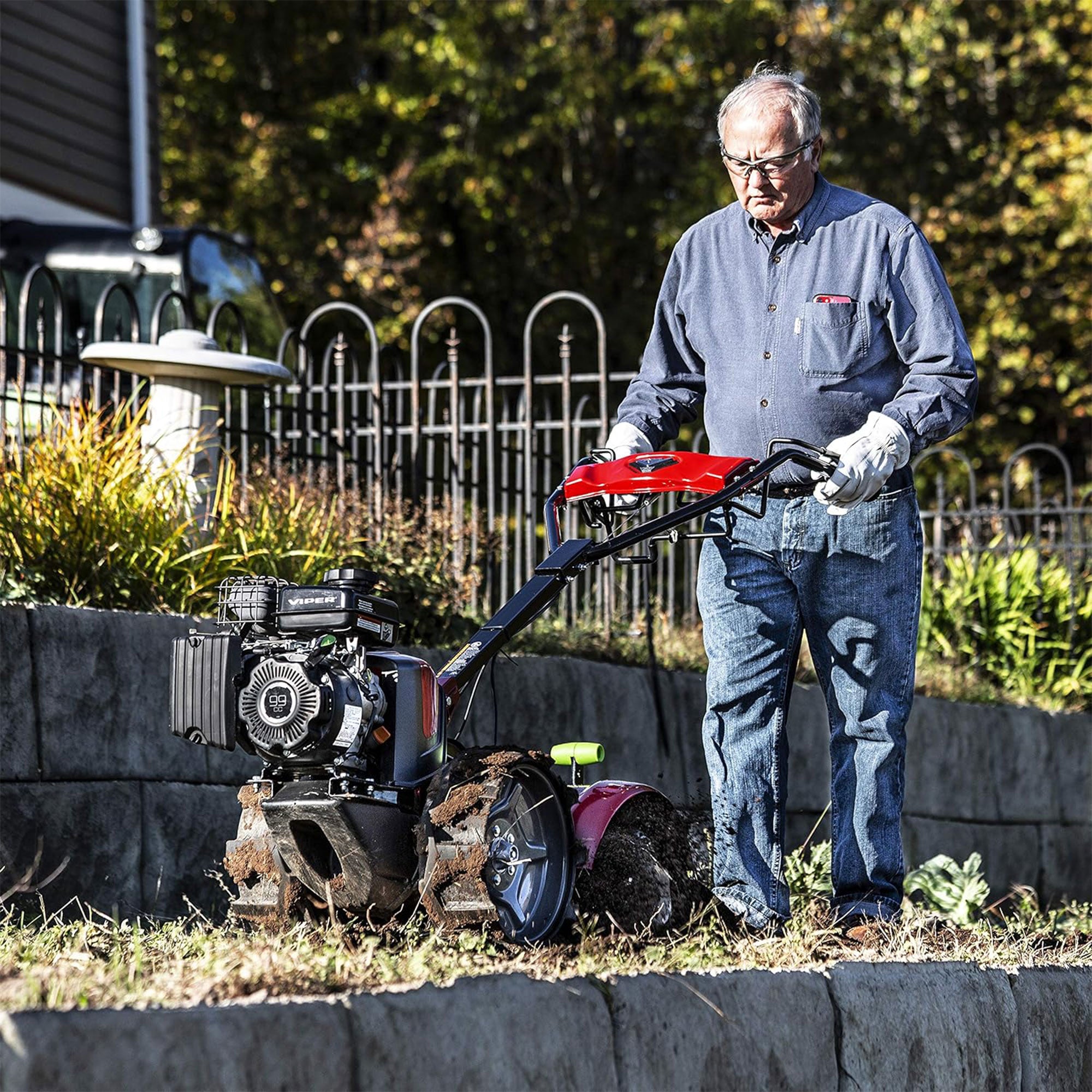 Earthquake Pioneer Dual Direction Rear Tine Tiller with Instant Reverse Feature - VMInnovations