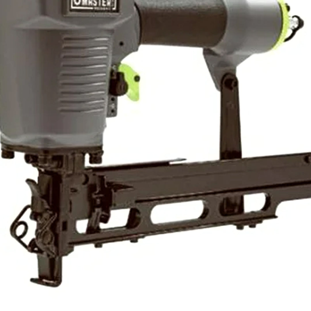 Master Mechanic Pneumatic 16 Gauge 7/16" Medium Crown Upholstery Stapler (Used) - VMInnovations