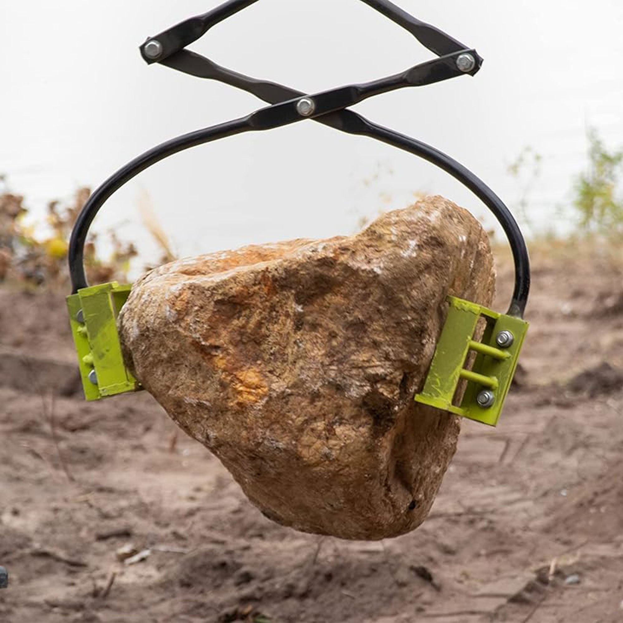 Boulder Tuff Powder Coated 1,100 Pound Capacity Rock Boulder Tongs, Green (Used) - VMInnovations