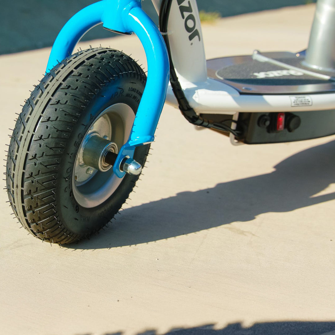 Razor Seated Electric Scooter for Kids, Pneumatic Tires, Seat, White/Blue (Used)