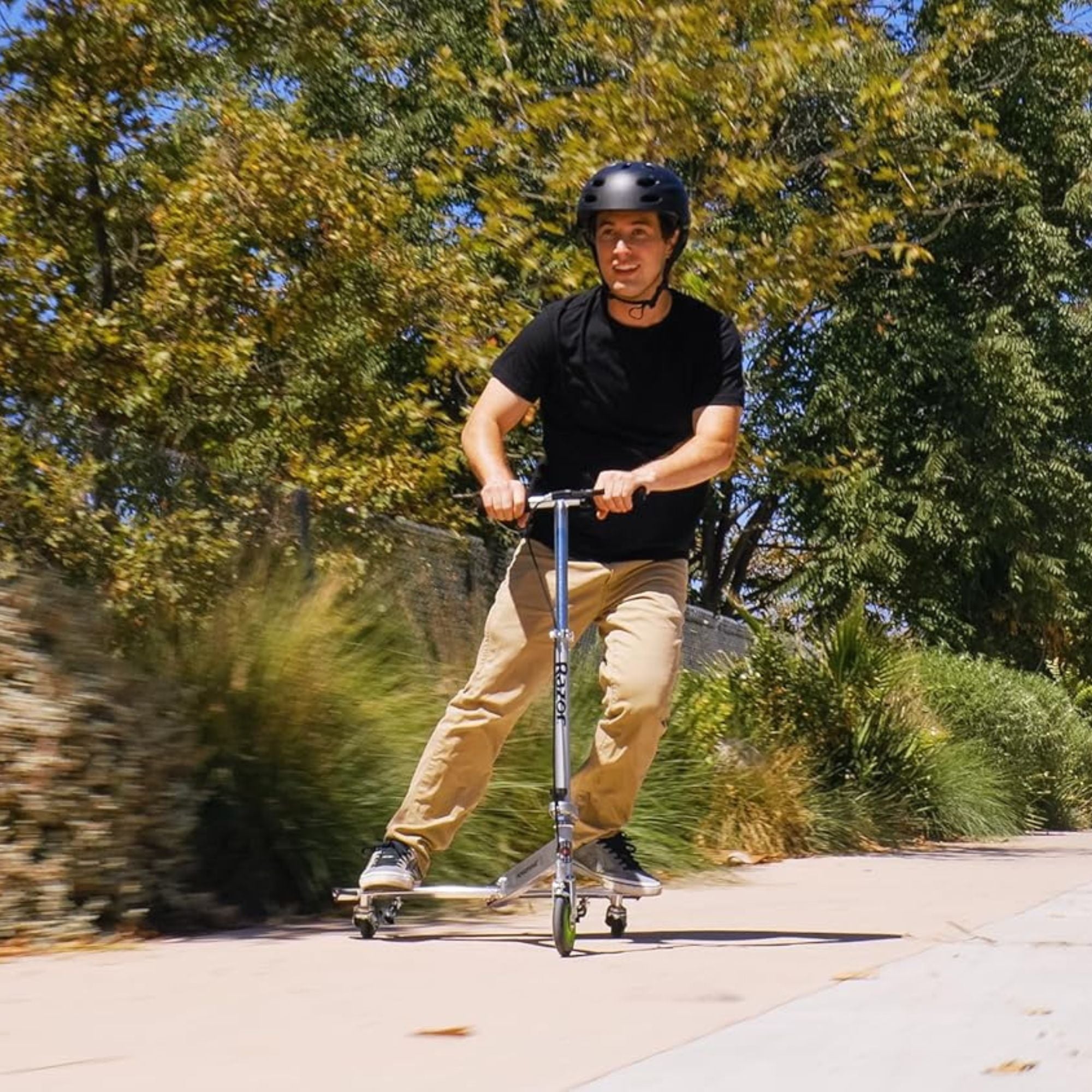 Razor DLX Caster Scooter, 3 Urethane Wheels for Taller Riders (Open Box) - VMInnovations