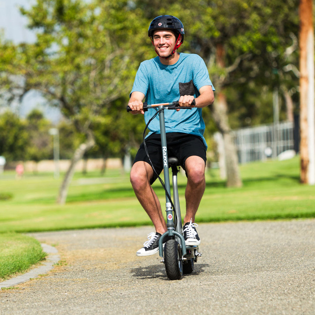 Razor E300S Seated Electric Scooter for Kids, Pneumatic Tires & Seat(Open Box)