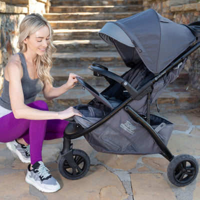 Baby Trend Tango 3 Wheel Stroller Travel System w/ EZ-Lift Plus Infant Car Seat