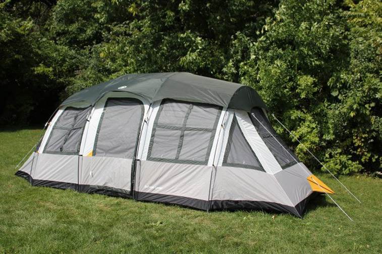 Tahoe Gear Prescott 10 Person 3-Season Family Cabin Tent (Open Box)