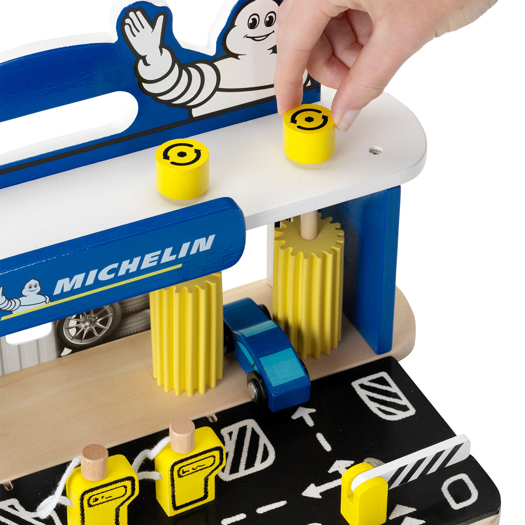 Theo Klein Michelin Car Service Station Kids Toy with 2 Cars for Ages 3 and Up