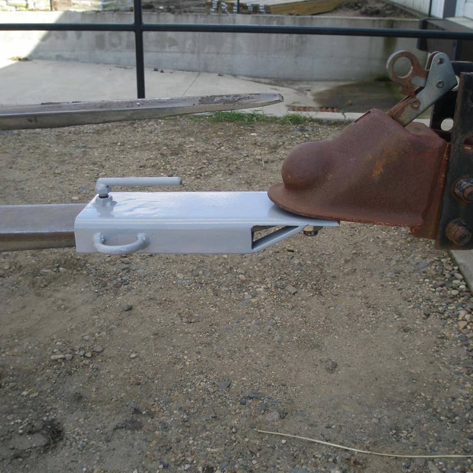 Field Tuff Ball Mount Attachment w/Steel Loops for Forks up to 5"(Open Box) - VMInnovations