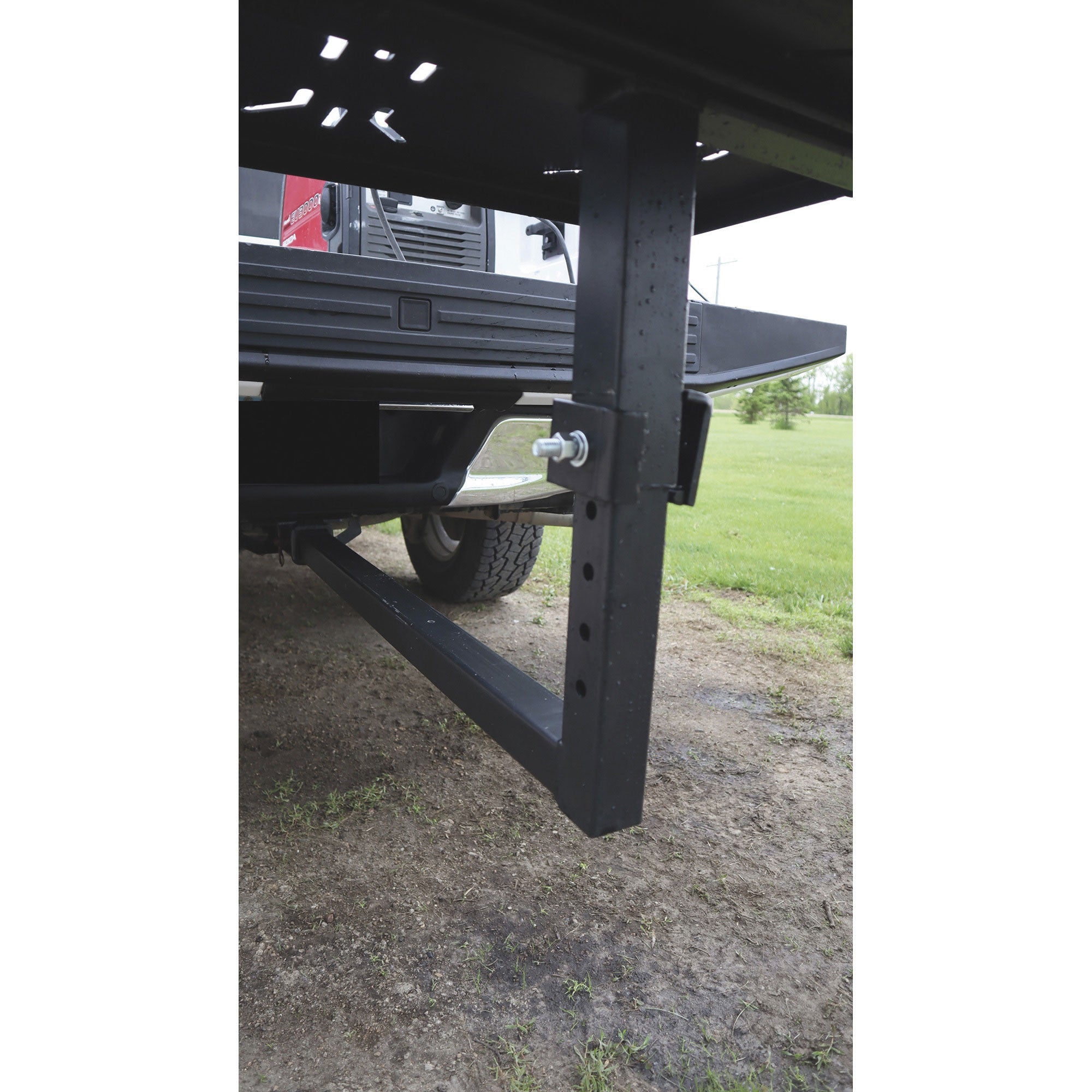 Tow Tuff Folding Work Bench, Heavy-Duty Steel Hitch-Mount Table, 24 x 22 Inch - VMInnovations