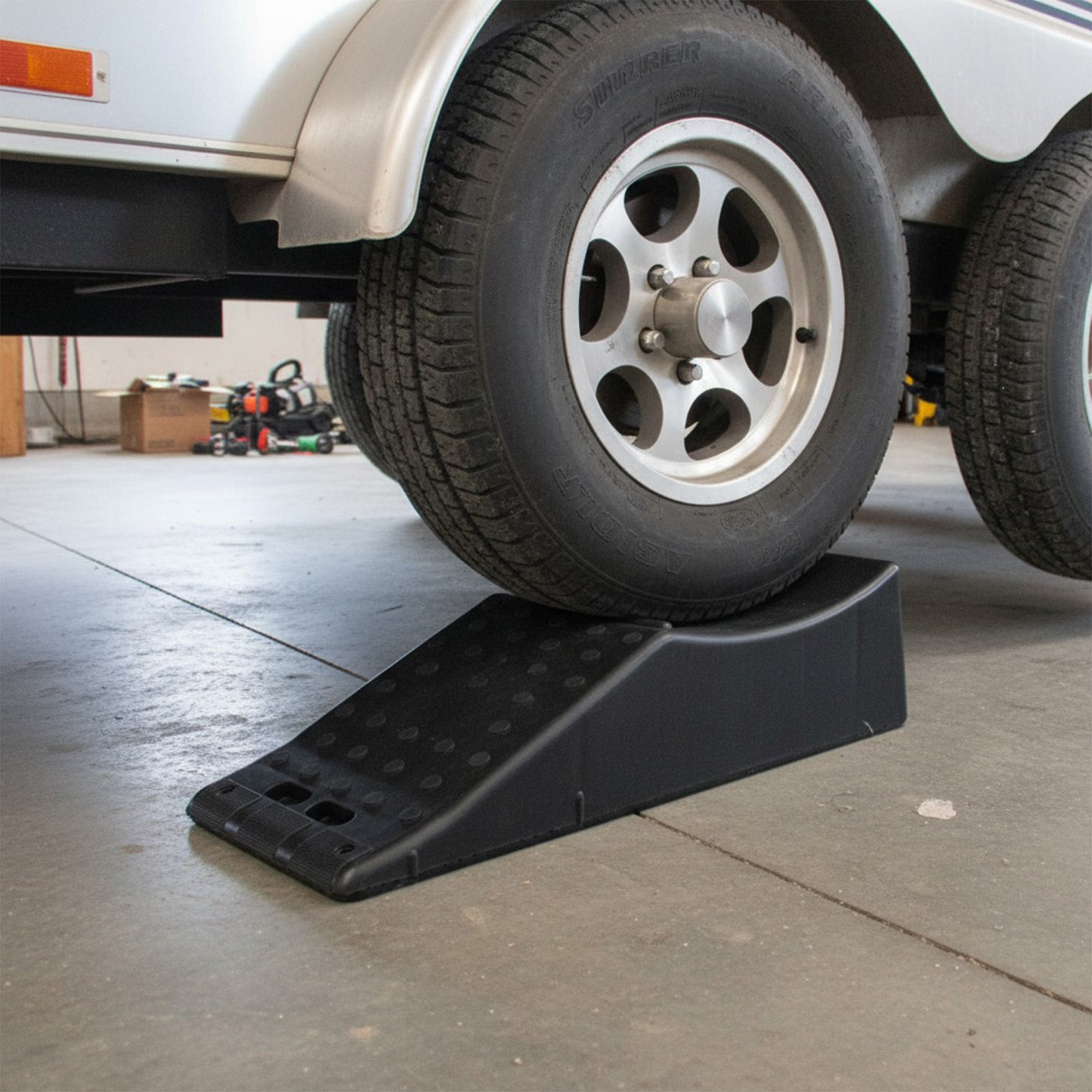 Shop Tuff Tandem Wheel Changing Ramp with 5.5 Inch Lift, 6 Ton Capacity, Black - VMInnovations