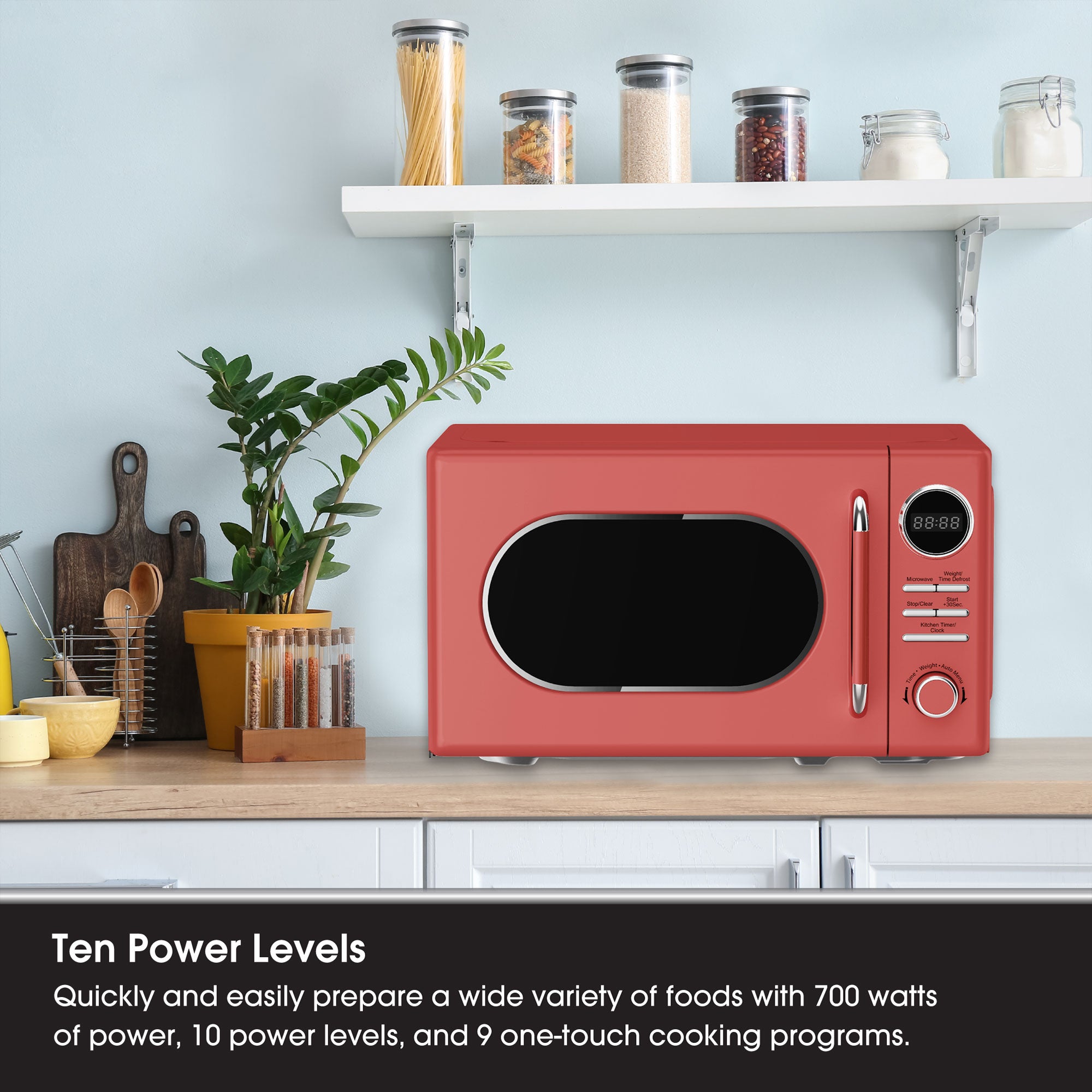 Magic Chef 0.7 Cubic Feet 700 Watt Classic Retro Touch Microwave, Red (Used) - VMInnovations