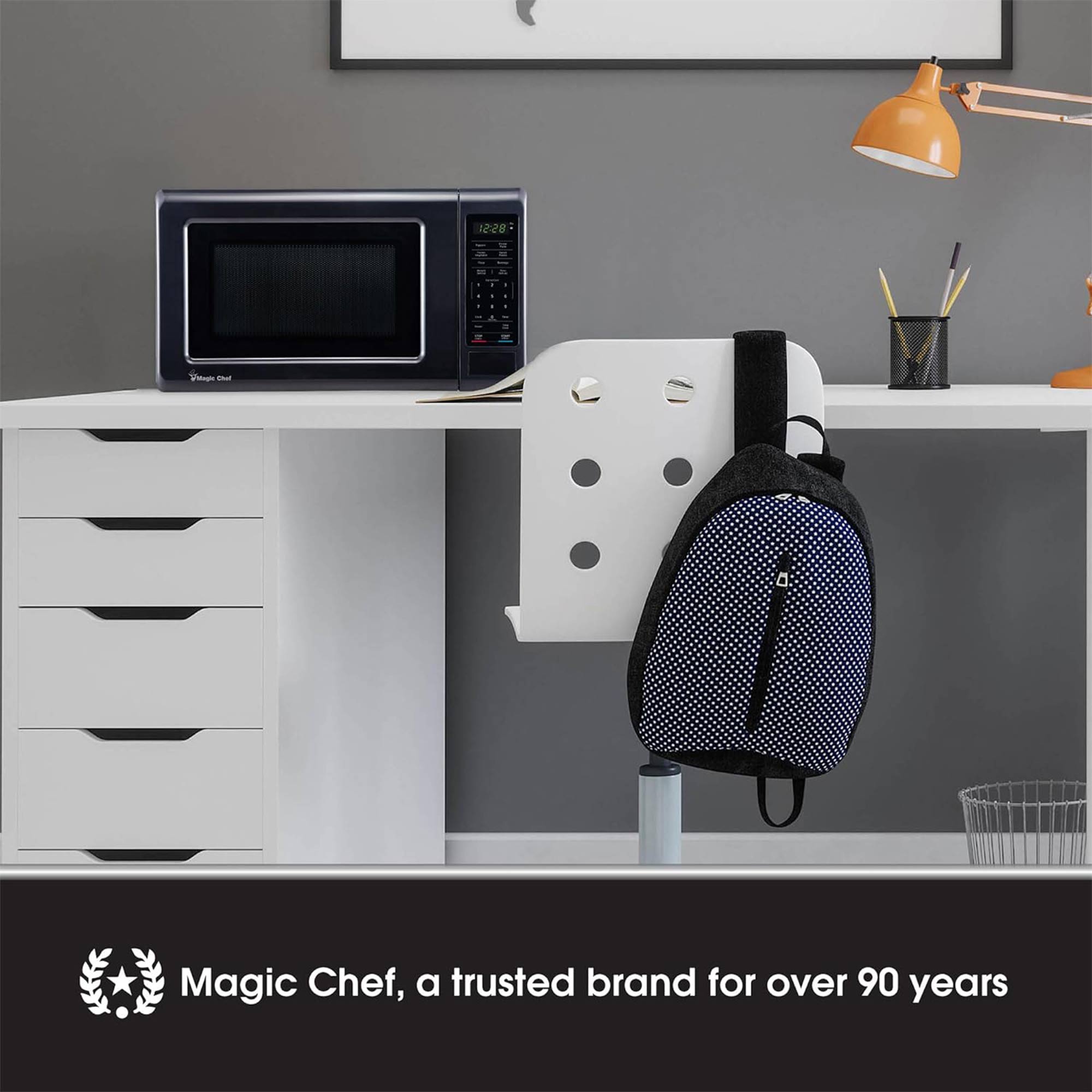 Magic Chef 0.9 Cubic Feet 900W Small Stainless Countertop Microwave Oven, Black - VMInnovations