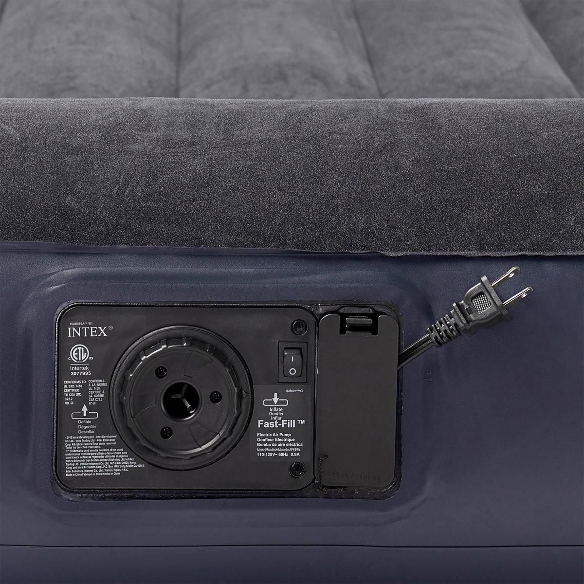 INTEX Pillow Rest Classic Full Bed Inflatable Airbed Mattress w/ Pump (Open Box)