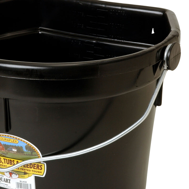 Little Giant 22 Quart Flat Plastic Animal Feed Bucket with Knob Bail, Black