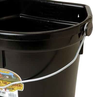 Little Giant 22 Qt Flat Plastic Animal Feed Bucket with Knob Bail, Black (Used) - VMInnovations