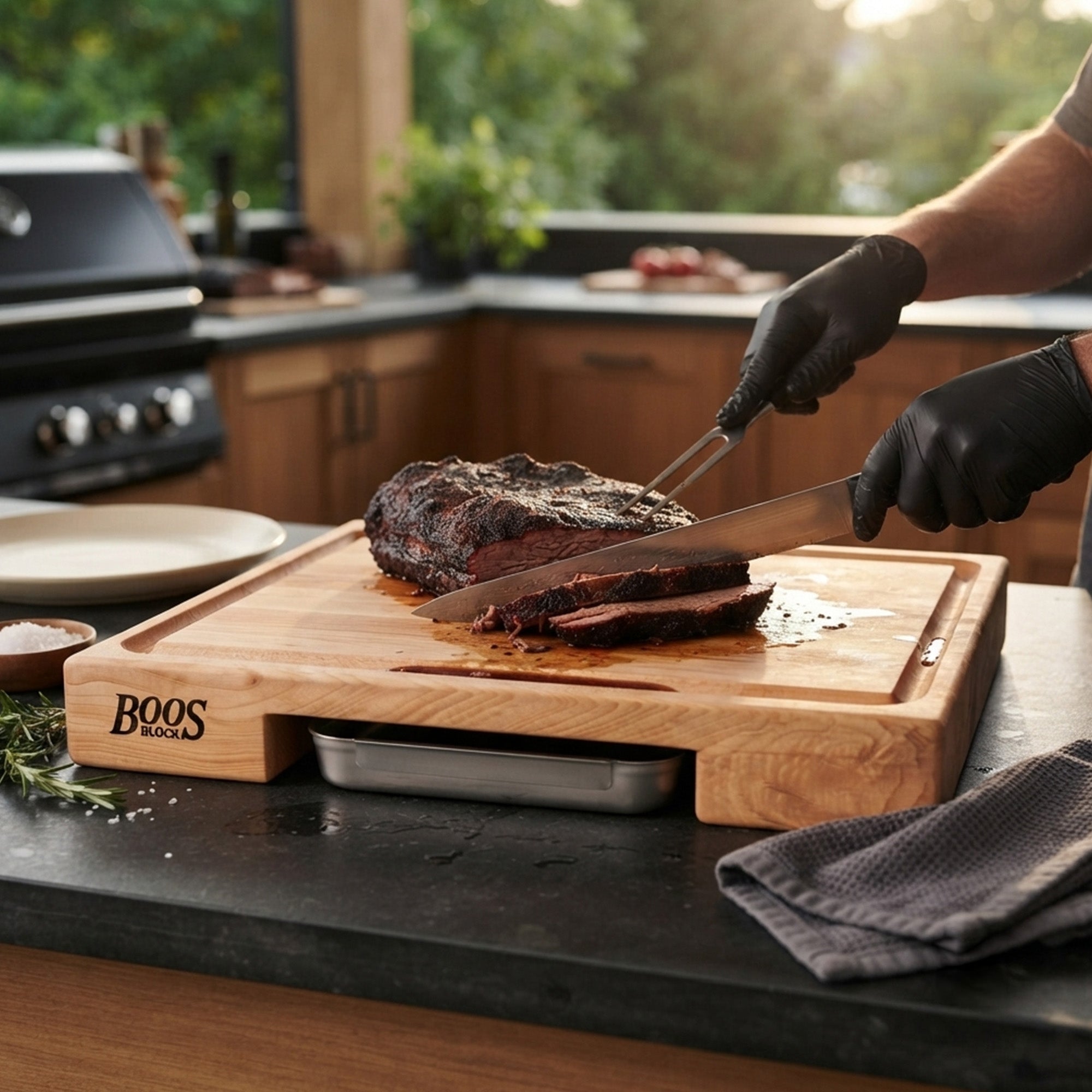 John Boos 18"x18" Reversible Wood Cutting Board with Juice Groove & Tray, Maple - VMInnovations