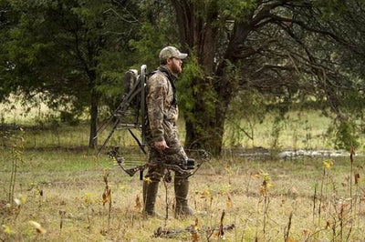 NEW! Summit Openshot SD Self Climbing Treestand - Deer Hunting + 2 Storage Bags
