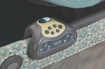 Graco Pack 'n Play Playard with Cuddle Cove Rocking Seat, Winslet (Open Box)