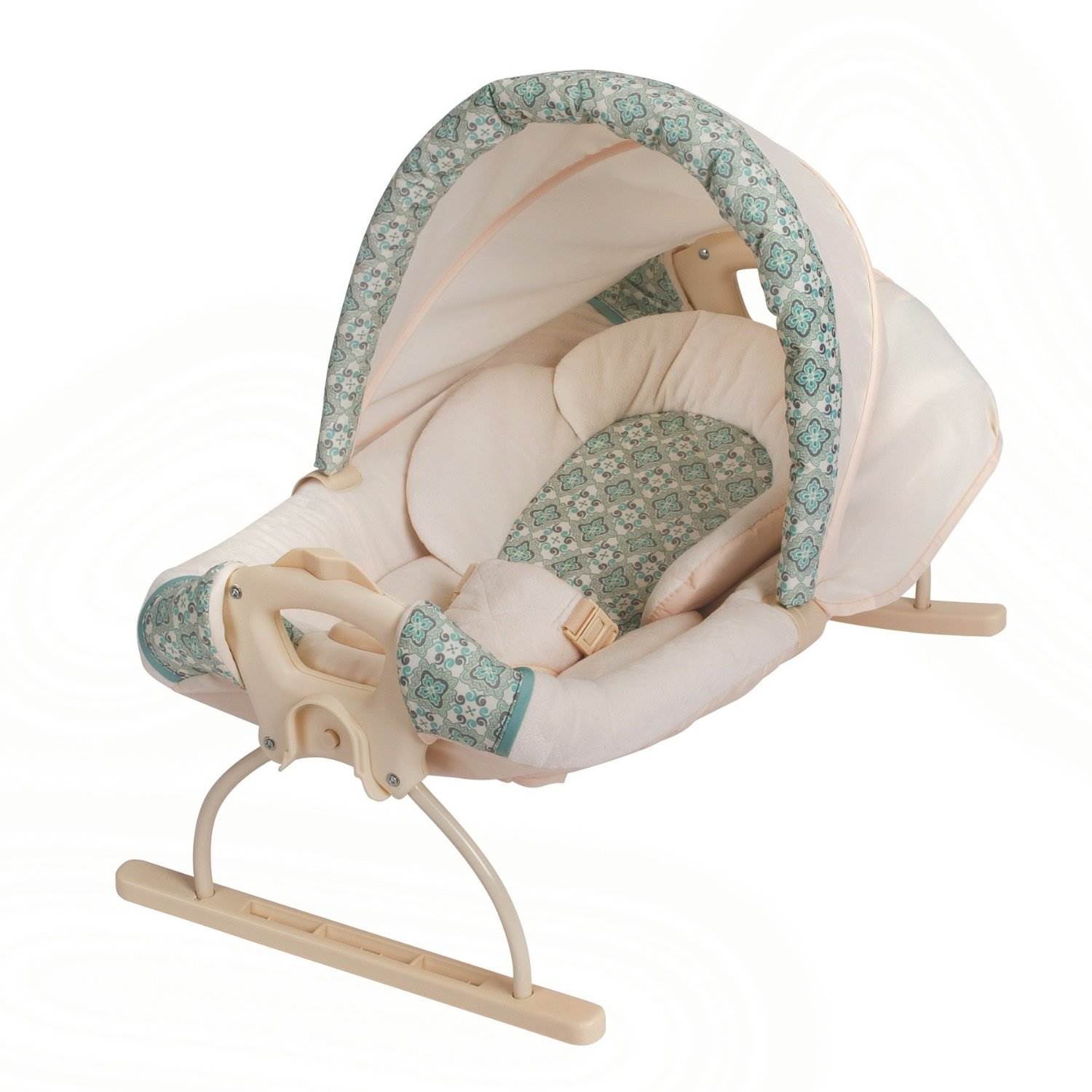 Graco Pack 'n Play Playard with Cuddle Cove Rocking Seat, Winslet (Open Box)