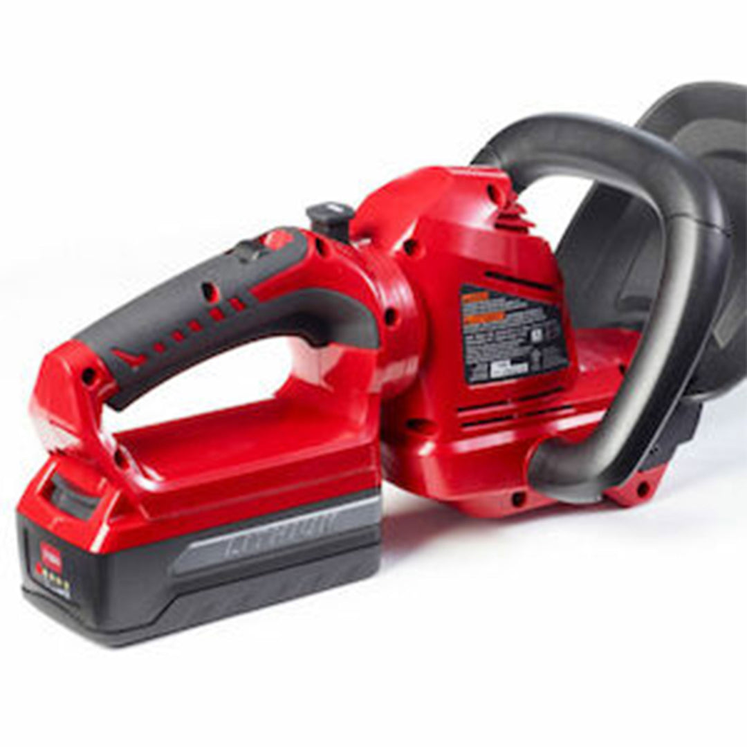 Toro 20V Max 22" (56 cm) Cordless Hardened Steel Hedge Trimmer (Open Box)