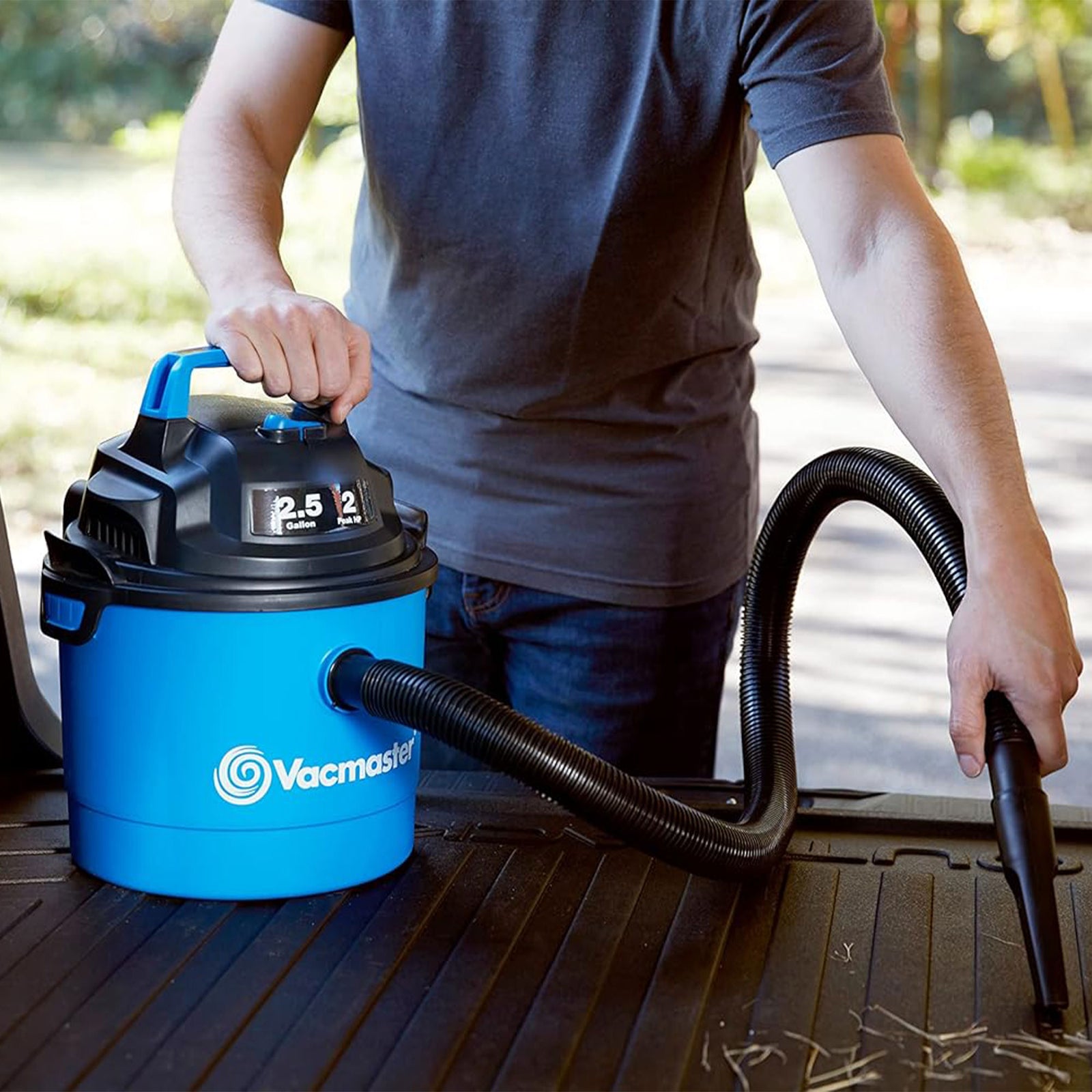 Vacmaster 2.5 Gal 2 HP Portable Wall Mount 2 in 1 Wet/Dry Vacuum & Attachments - VMInnovations