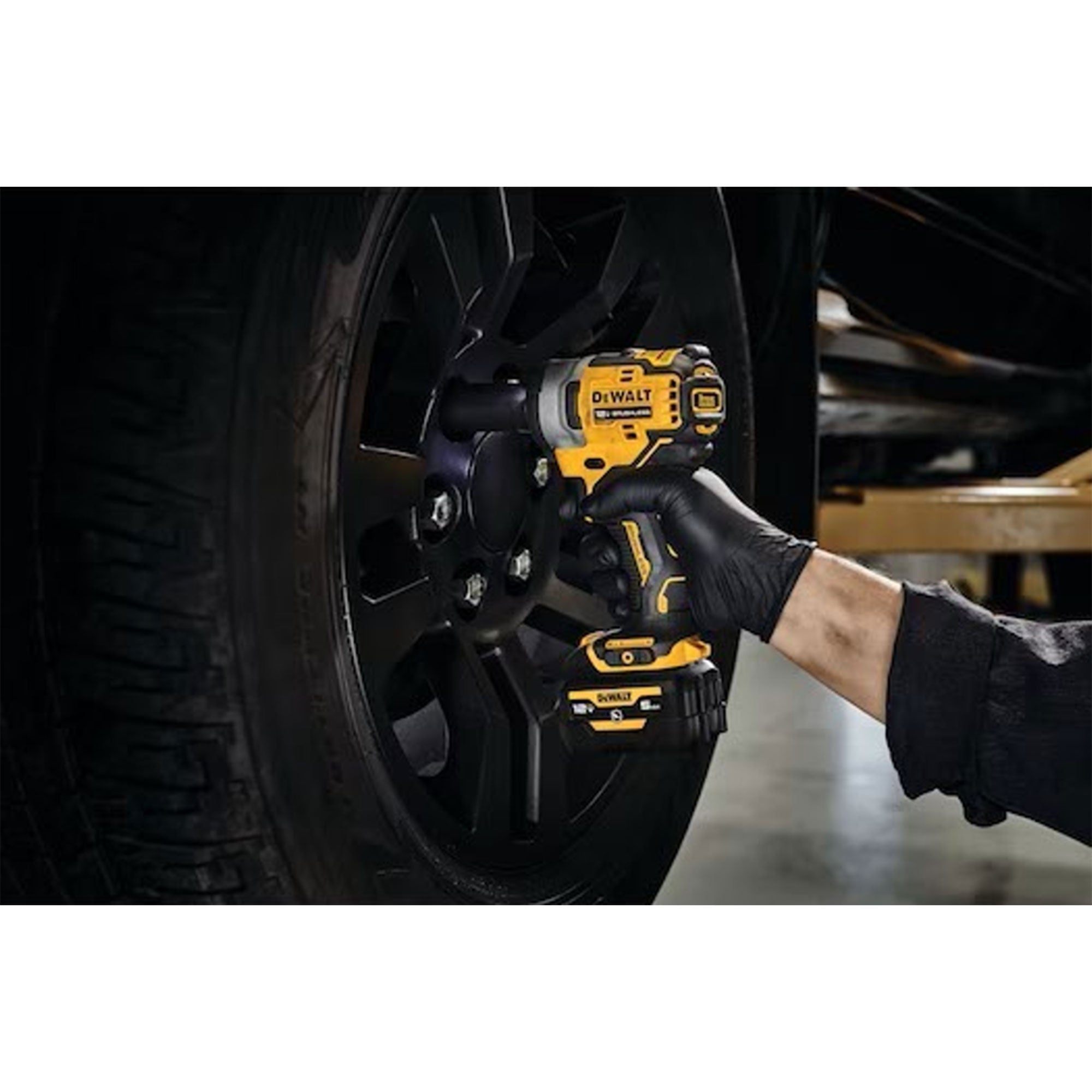 DeWalt XTREME 12V MAX Brushless 1/2" Cordless Impact Wrench Kit with LED Ring - VMInnovations