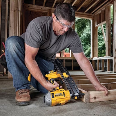 DeWalt 20V MAX Collated Cordless Framing Nailer Tool Kit with Adjustable Hook - VMInnovations